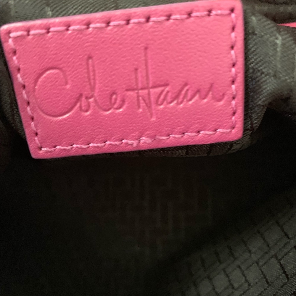 NWT. Cole Haan Fuschia Kendal Flat Handbag - Picture 7 of 8